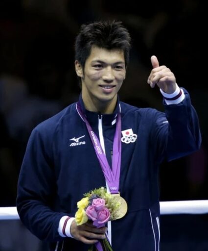 ロンドンオリンピックのボクシングで金メダルを獲得した村田諒太